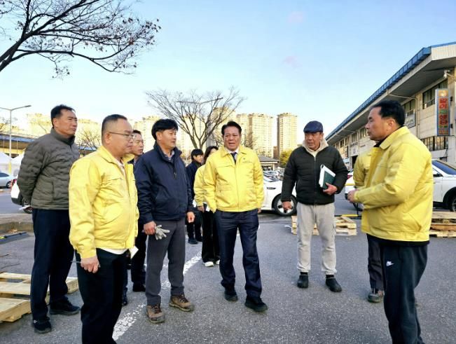 안양시, 농수산물도매시장에 가설건축물 설치…“복구에 만전”