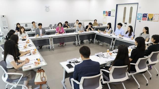 2024년 6월 열린 과천시 기업인턴 체험사업 간담회