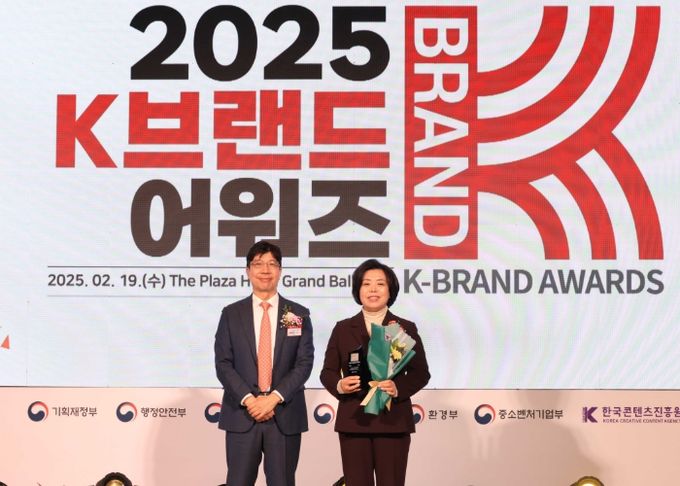 신계용 과천시장, 소통과 협업으로 혁신적인 도시 성장 추진-K브랜드 어워즈 ‘리더십 부문’ 수상