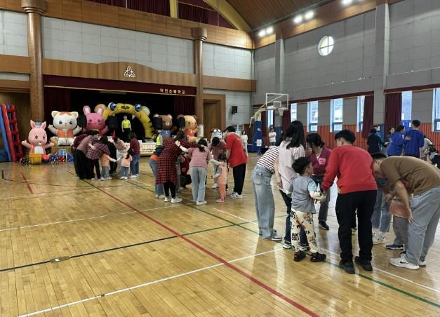 안양과천교육지원청 덕천초등학교병설유치원, 친구 사랑 가족운동회 실시