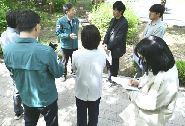 수원시 영통구, 매탄동 '생활밀착형 숲(정원)' 조성 앞두고 '영통 생생현장 해결단' 현장 점검