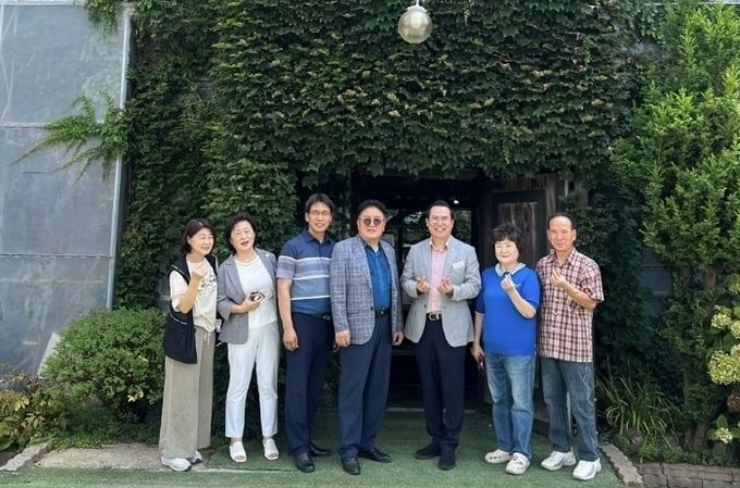 이오수 경기도의원, 반려식물 산업 육성 현장 방문… 피트모스 활용 식물병원 모델 점검