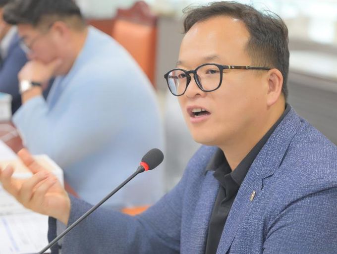 경기도의회 임창휘 의원, 'SOC 대개발, 중단없는 추진과 적극적 홍보' 강력 촉구