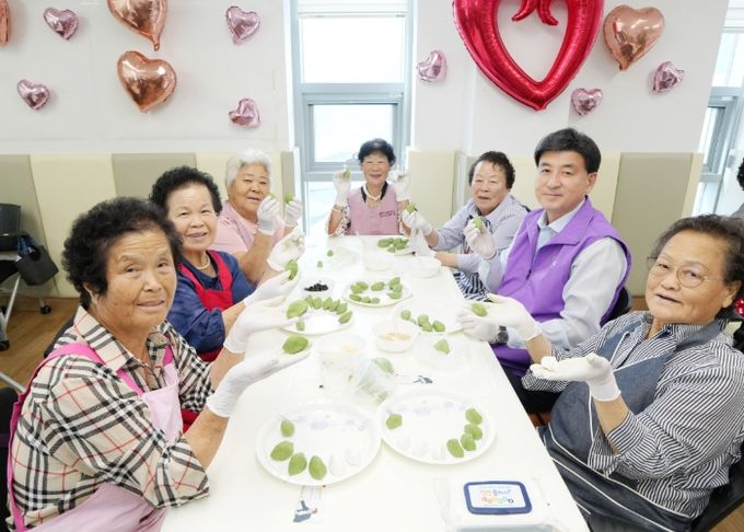 광주시 오포건강생활지원센터, ‘따뜻한 동행·행복한 송편 만들기’ 행사 개최
