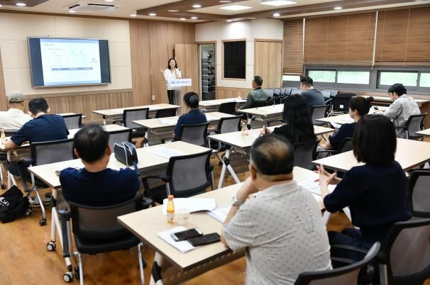 수원시 영통구, 유통관련업소 대표자 대상 법정의무교육 실시