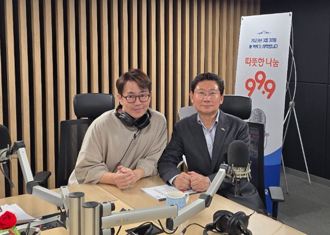 이상일 시장은 13일 OBS ‘굿모닝 OBS’에 출연해 지난 한 달 동안 용인에서 진행된 각종 현안과 성과를 소개했다