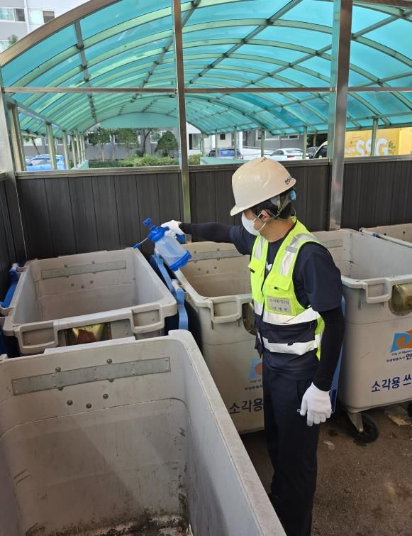 안성시시설관리공단 공동주택 폐기물 수거통 탈취서비스 사업 시범 운영