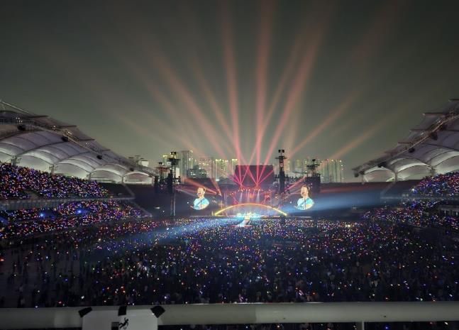 고양종합운동장에서 열린 콜드플레이 내한공연(사진 제공=라이브네이션코리아)