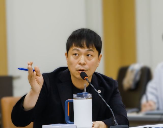 유영일(국민의힘, 안양5) 부위원장