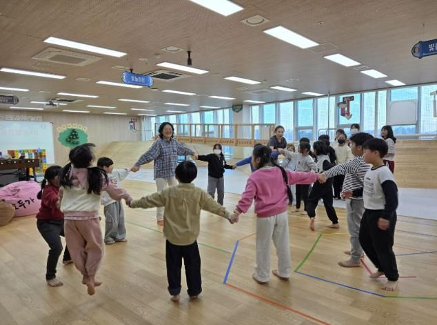 '플레이스타터와 함께하는 아동 정서튼튼·신체튼튼 놀이교실' 프로그램 운영 현