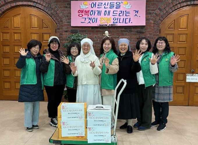 수원시 장안구 조원2동 새마을부녀회, 평화의모후원에서 ‘사랑의 생신상’ 행사 진행