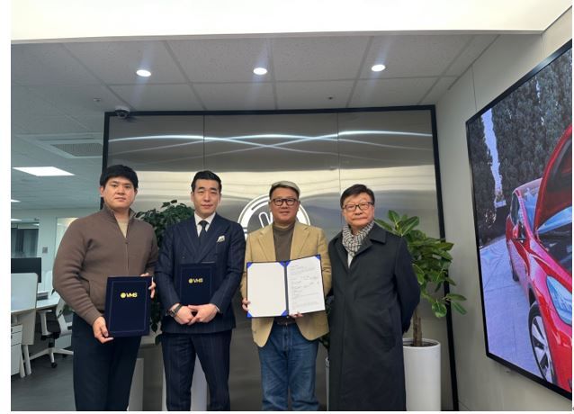 왼쪽부터 (주)오토스원 이규민 대표이사, (주)지앤티아이엔씨 이동근 대표이사, (주)브이엠에스코리아 박가람 대표이사, 한국 핀테크블록체인학회 이원부 회장