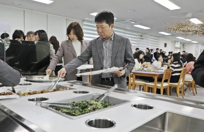 수원시 권선구, 2026 병오년 설날 떡국 행사 진행