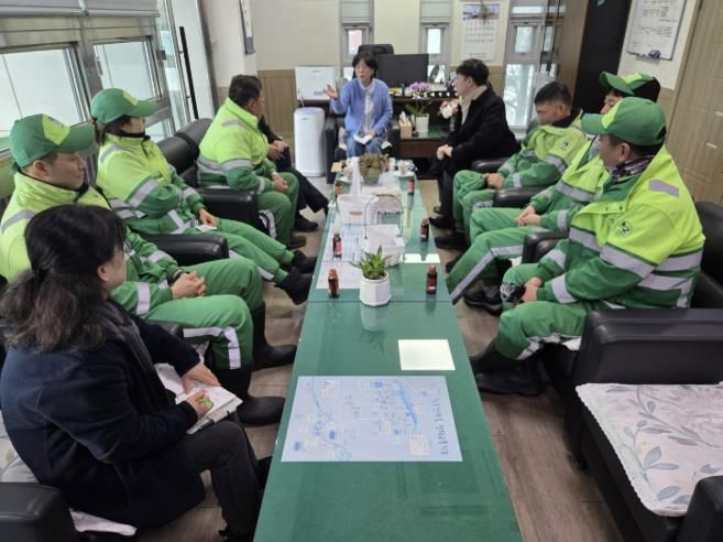 수원시 권선구 호매실동, 환경관리원과 청소대행업체와의 간담회 개최