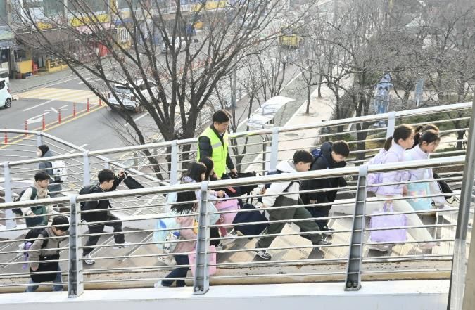 지난 5일 부천서초등학교 워킹스클버스 모습