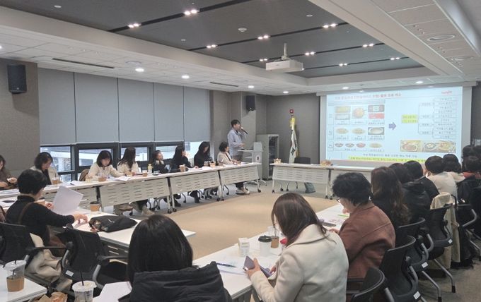 안성 국공립어린이집 로컬푸드(뒷다리살 연화육) 활용 메뉴 설명회 개최
